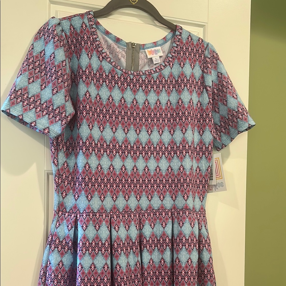 LuLaRoe Amelia Short Sleeve Dress